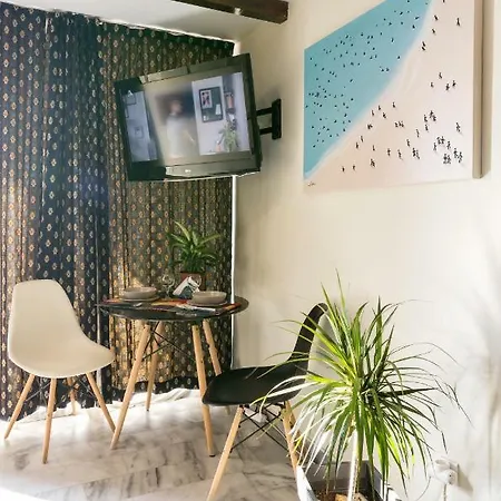 Floor Near Metro&view&200mbps * Athens