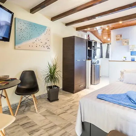 Floor Near Metro&view&200mbps *